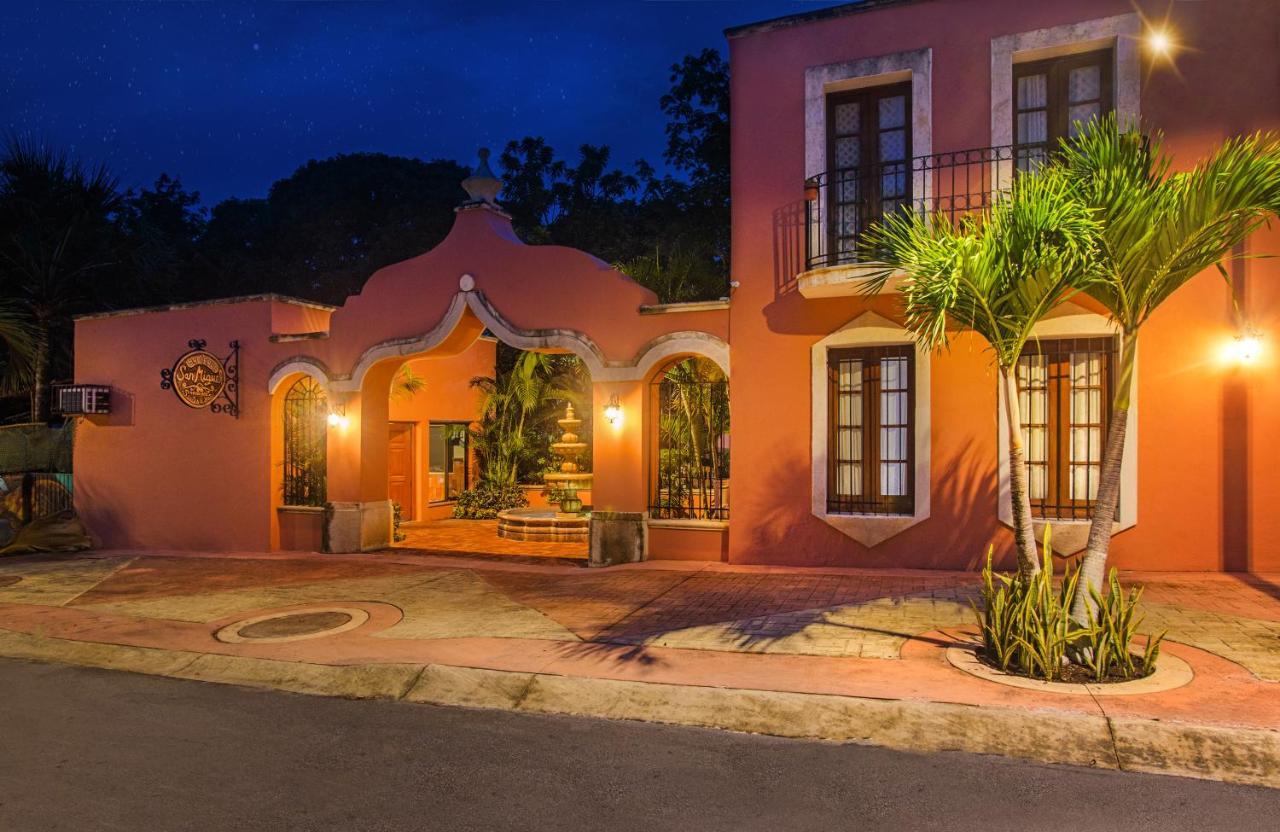 Hacienda San Miguel Hotel & Suites Cozumel Exteriör bild